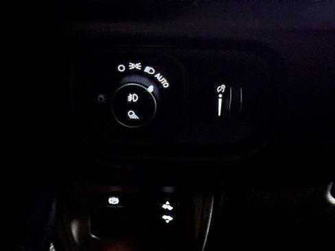 Used 2021 RAM 1500 Big Horn image 49