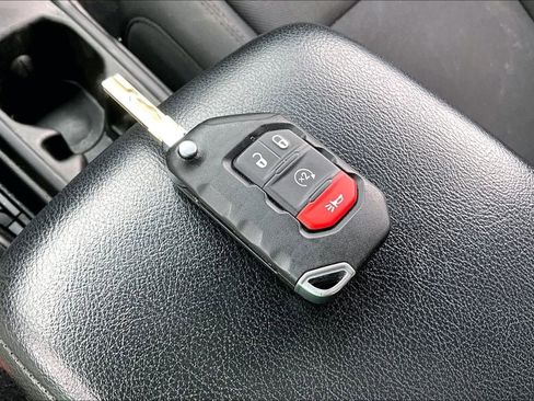 Used 2021 Jeep Wrangler Unlimited Sport image 33