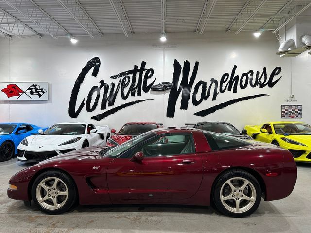 Used 2003 Chevrolet Corvette Coupe w/ Preferred Equipment Group RWD image 2