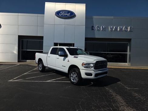 Used 2024 RAM 2500 Laramie AWD/4WD image 5