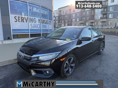 Used 2016 Honda Civic Touring image 1