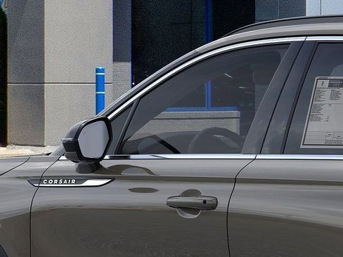 New 2026 Lincoln Corsair Premiere image 20