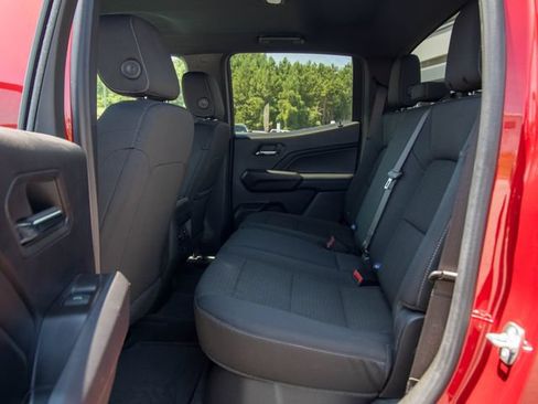 Used 2024 GMC Canyon Elevation RWD image 9