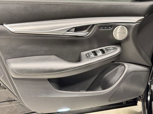 Used 2023 INFINITI QX55 Essential w/ Cargo Package image 19