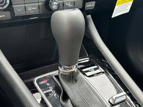 New 2026 Jeep Compass Latitude image 20