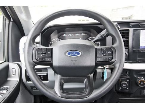 Used 2023 Ford F250 XL w/ 360-Degree Camera Package AWD/4WD image 9