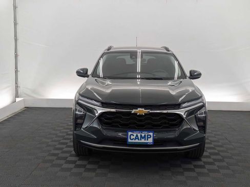 New 2026 Chevrolet Trax LT w/ Driver Confidence Package FWD image 9