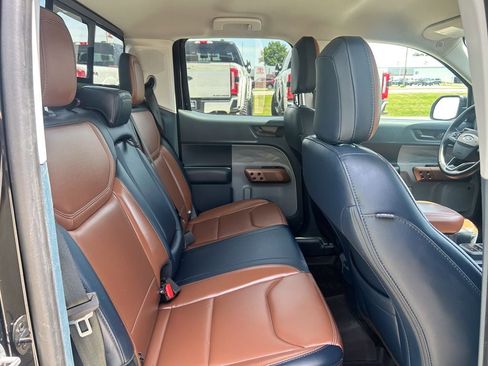 Used 2024 Ford Maverick Lariat w/ FX4 Off-Road Package AWD/4WD image 18