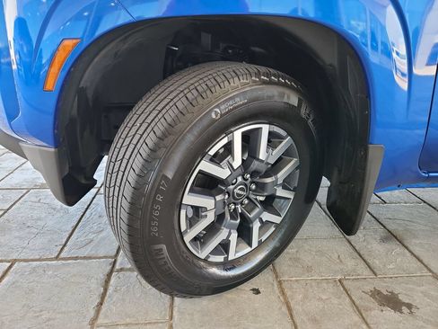 Certified 2024 Nissan Frontier SL w/ Technology Package RWD image 32
