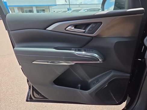 New 2026 Chevrolet Traverse LT w/ Driver Confidence Package FWD image 19