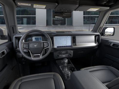 New 2025 Ford Bronco Outer Banks image 11