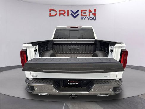 New 2026 GMC Sierra 1500 SLT w/ SLT Premium Plus Package AWD/4WD image 33