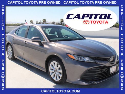 Used 2019 Toyota Camry LE FWD image 1