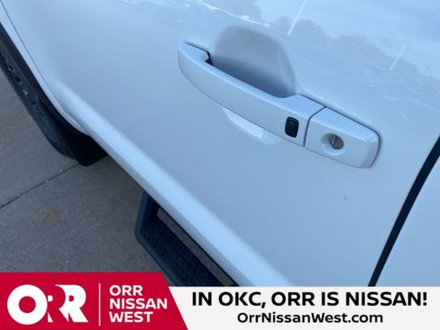 New 2026 Nissan Frontier PRO-4X w/ Tow Package AWD/4WD image 12