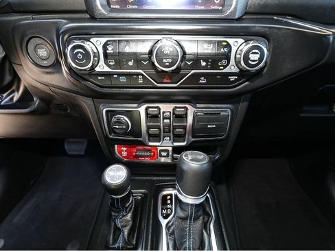 Used 2023 Jeep Wrangler Unlimited Rubicon 4xe w/ Cold Weather Group image 18