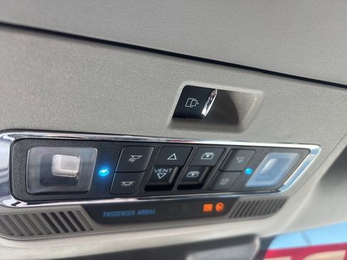 Used 2024 Ford F350 Limited image 26