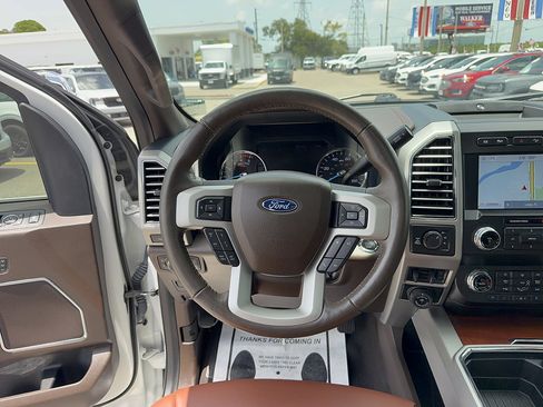 Used 2021 Ford F250 King Ranch w/ King Ranch Ultimate Package AWD/4WD image 39