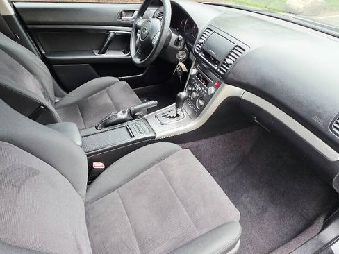 Used 2008 Subaru Outback 2.5i L.L. Bean AWD/4WD image 12