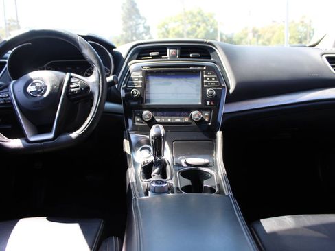 Used 2016 Nissan Maxima 3.5 SL FWD image 14