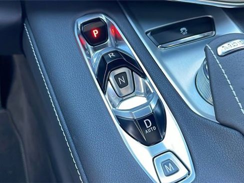 Used 2024 Chevrolet Corvette Stingray Coupe w/ Z51 Performance Package image 17