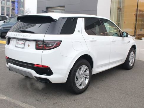 Used 2025 Land Rover Discovery Sport S image 2