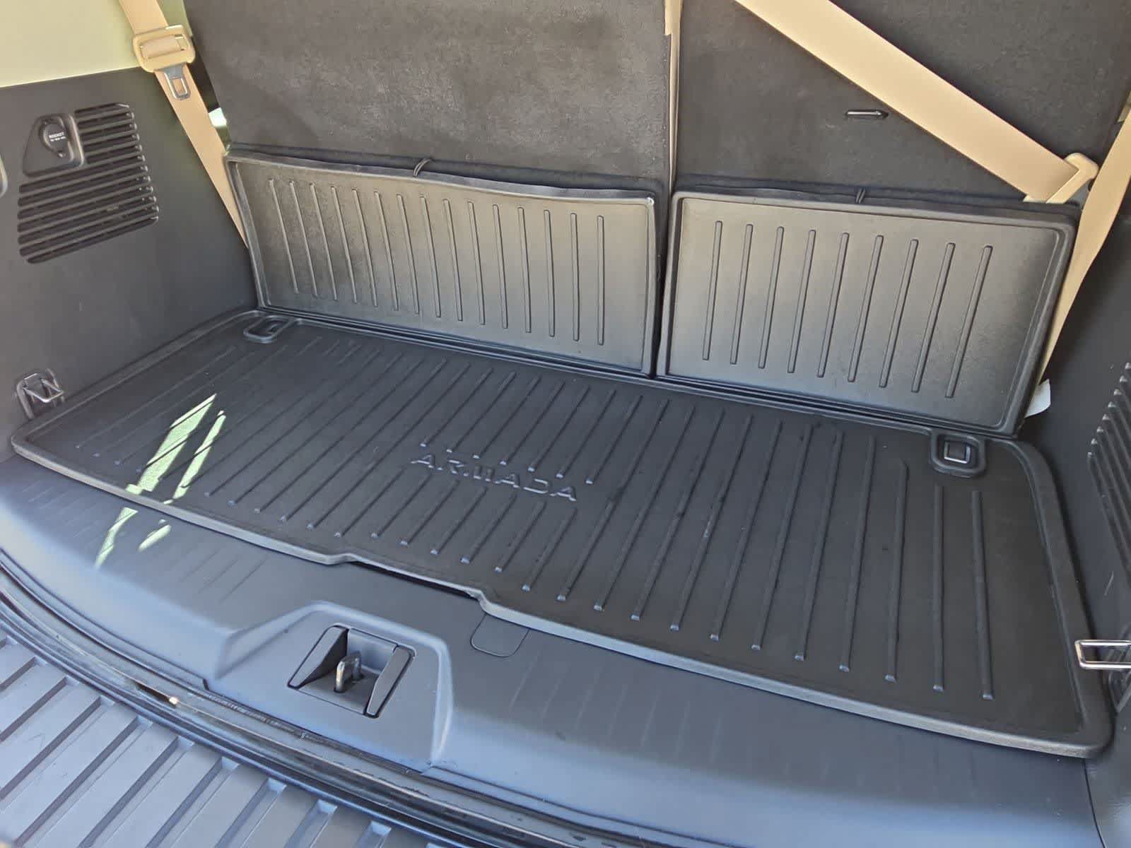 Used 2023 Nissan Armada SL w/ Captain's Chairs Package RWD image 34