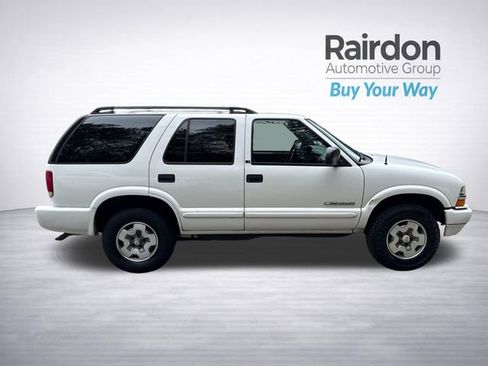Used 2003 Chevrolet Blazer LS w/ Preferred Equipment Group AWD/4WD image 9