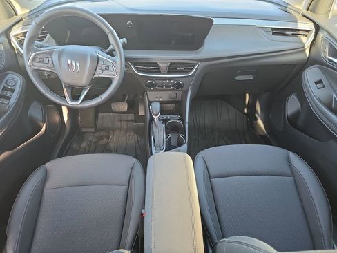 Certified 2024 Buick Encore GX Preferred w/ Comfort Package FWD image 11