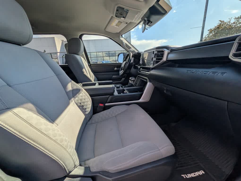 Used 2024 Toyota Tundra SR5 w/ SR5 Convenience Package AWD/4WD image 27