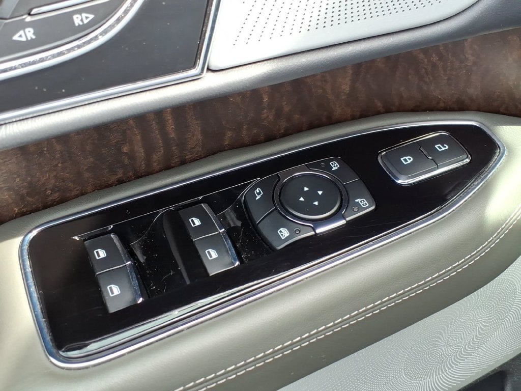 Used 2024 Lincoln Navigator L Black Label AWD/4WD image 17