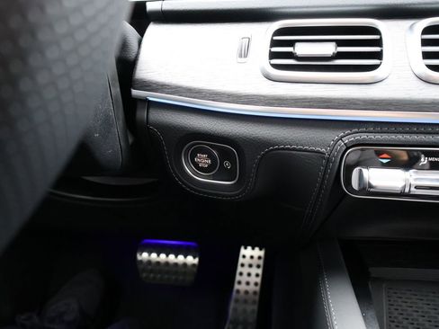 New 2026 Mercedes-Benz GLS 580 4MATIC image 31