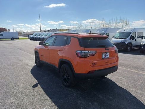 New 2026 Jeep Compass Latitude AWD/4WD image 3