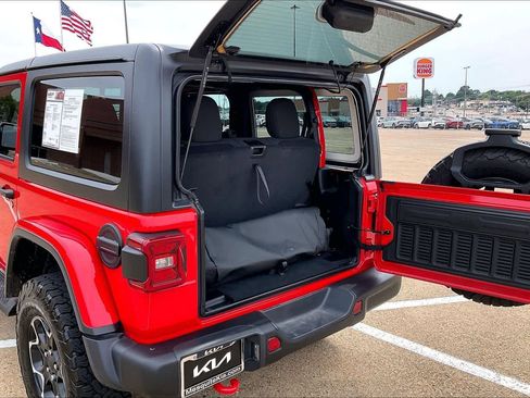 Used 2023 Jeep Wrangler Rubicon w/ Steel Bumper Group AWD/4WD image 16