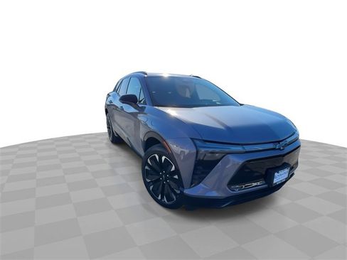 Used 2024 Chevrolet Blazer EV RS image 5