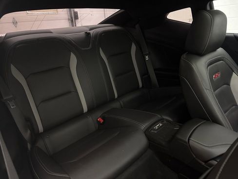 Used 2018 Chevrolet Camaro SS RWD image 42