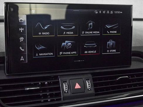 Certified 2025 Audi Q5 2.0T Premium Plus w/ Premium Plus Package AWD/4WD image 15