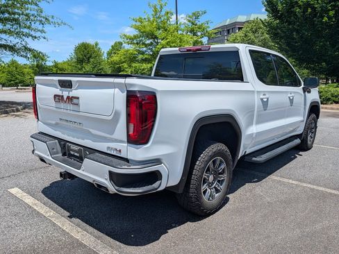 Used 2024 GMC Sierra 1500 AT4 w/ Technology Package AWD/4WD image 7