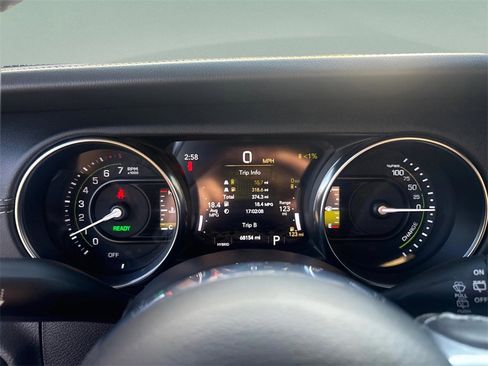 Used 2021 Jeep Wrangler Unlimited Sahara w/ Cold Weather Group image 21