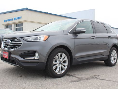 Used 2022 Ford Edge Titanium AWD/4WD image 1