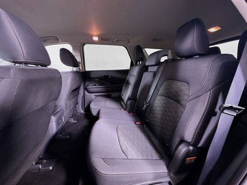 Used 2024 Nissan Pathfinder S image 26