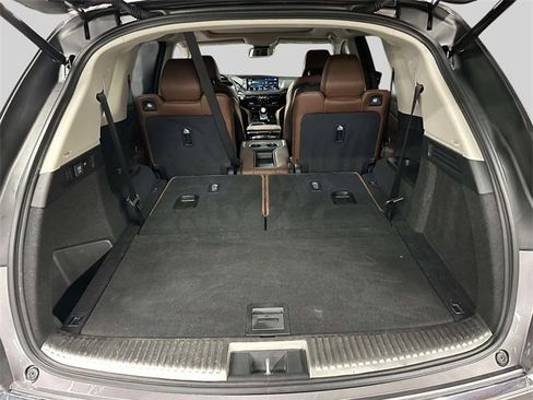 Used 2023 Acura MDX SH-AWD w/ Advance Package image 11