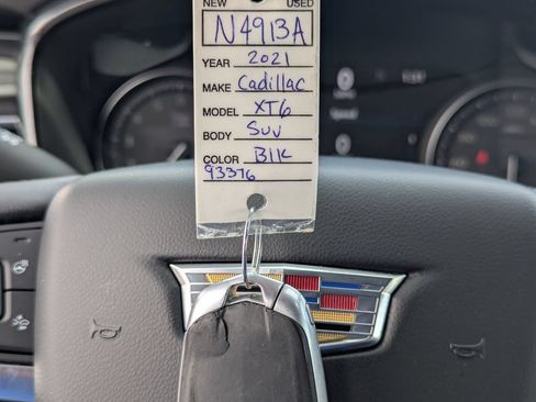 Used 2021 Cadillac XT6 Premium Luxury AWD/4WD image 42