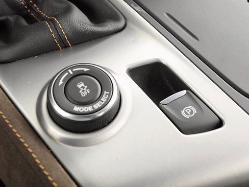 Used 2014 Chevrolet Corvette Stingray Coupe w/ 3LT Preferred Equipment Group image 36