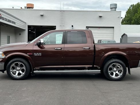 Used 2014 RAM 1500 Laramie w/ Convenience Group AWD/4WD image 7