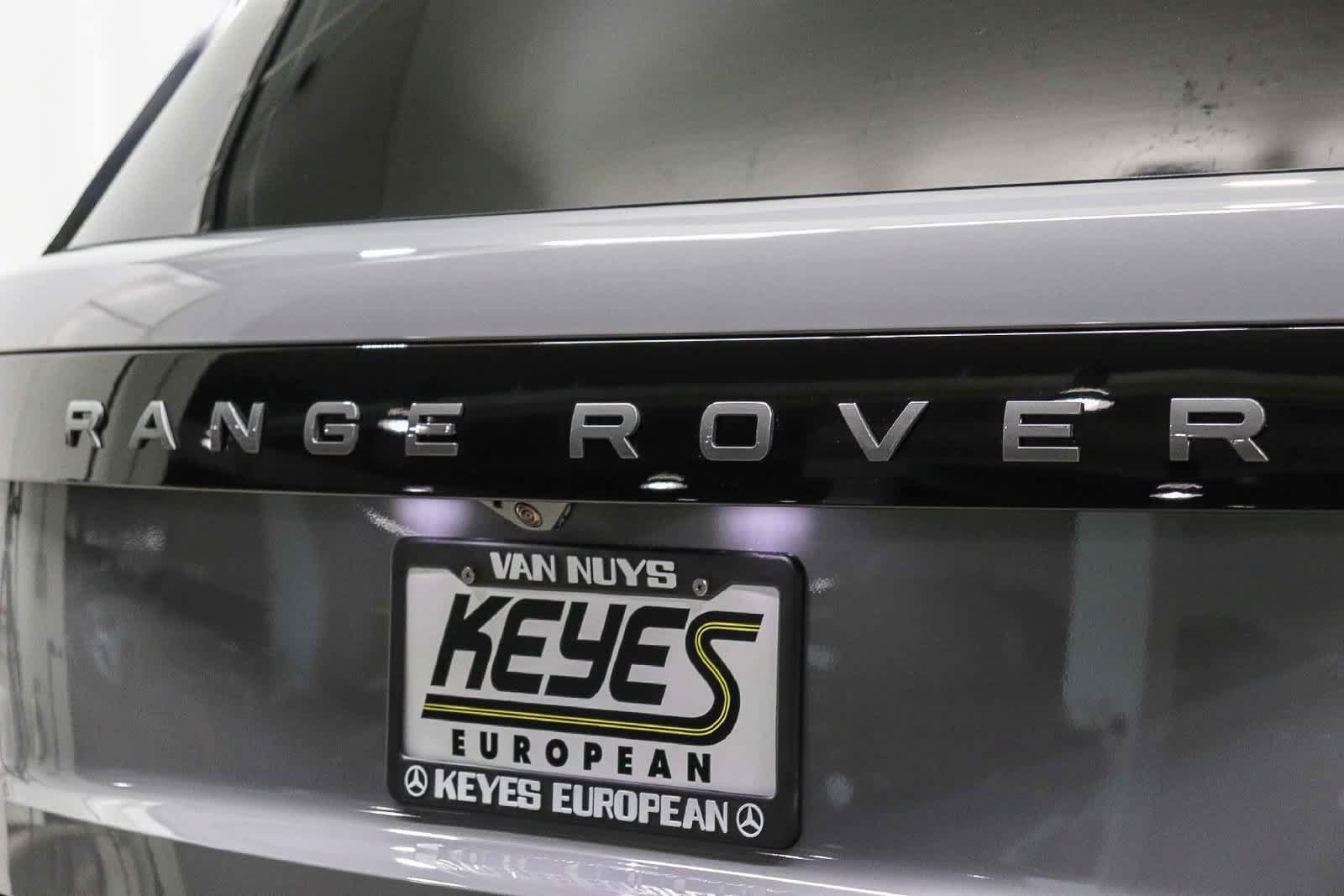 Used 2022 Land Rover Range Rover SE AWD/4WD image 11