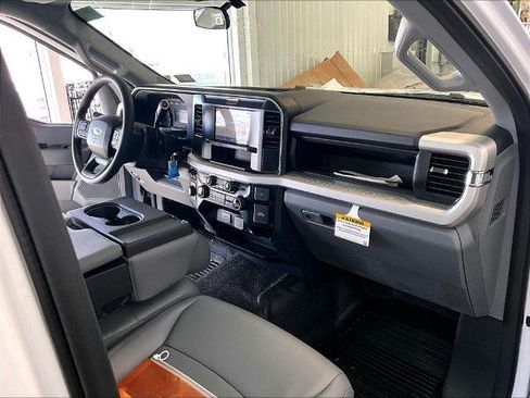New 2026 Ford F250 XL w/ XL Chrome Package AWD/4WD image 27