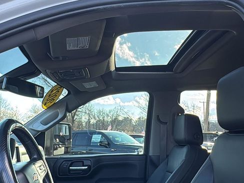 Used 2022 Chevrolet Silverado 3500 LTZ w/ LTZ Plus Package image 22