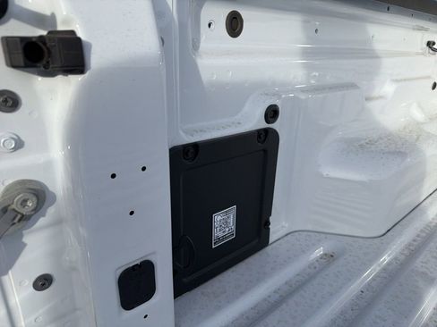 New 2026 Ford Maverick XL image 8