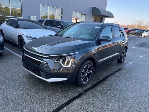 New 2026 Kia Niro EX w/ EX Premium Package image 3