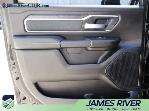 Used 2022 RAM 1500 Big Horn AWD/4WD image 16